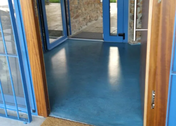 Madre Del Agua. El Robledillo * 모네스테리오