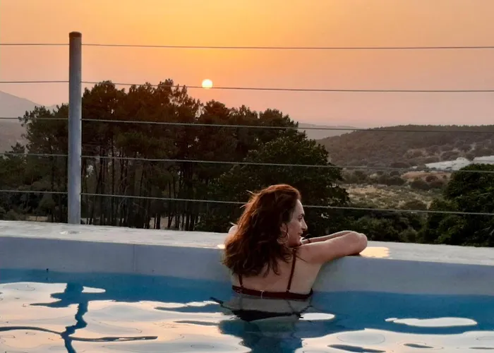 Madre Del Agua. El Robledillo 샬레 *